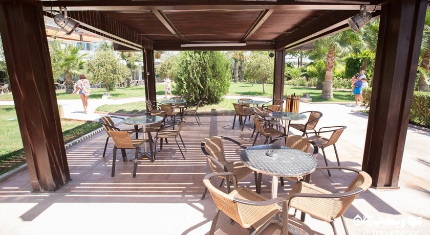 نمای پول بار اسپلش